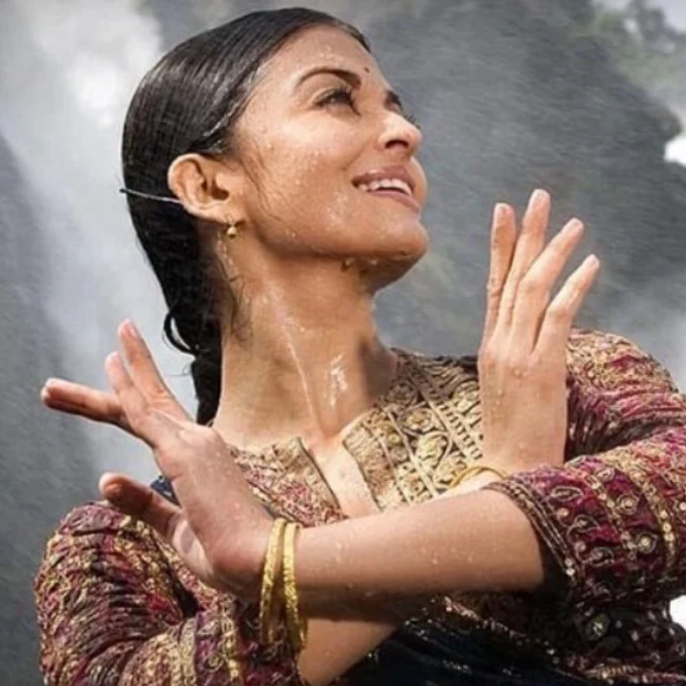  7 soulful songs for the perfect monsoon long drive playlist