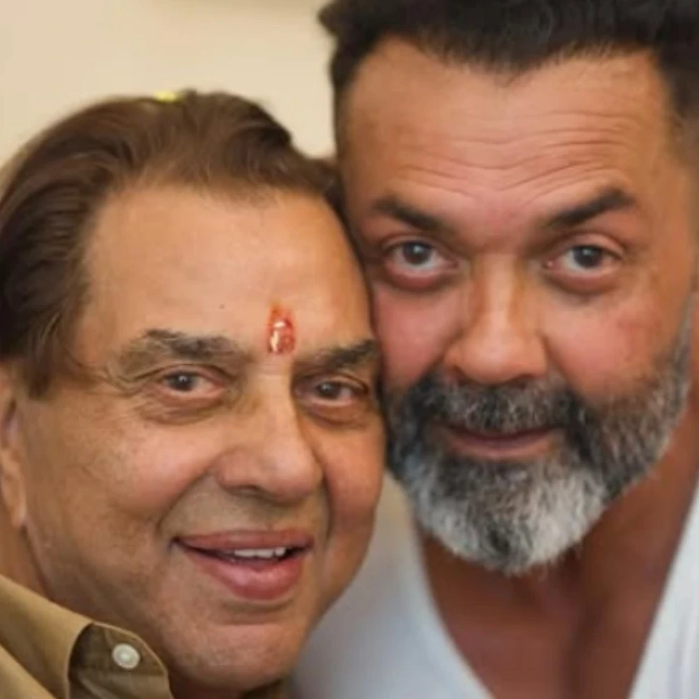 EXCLUSIVE: Bobby Deol reveals why a top director never worked with Dharmendra again, says 'use itna bura laga ki...'