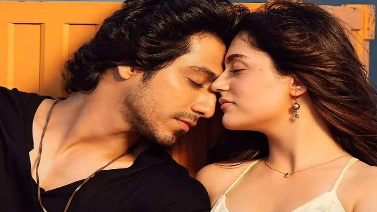Are Aneet Padda and Ahaan Panday hiding their relationship because of Saiyaara producer Aditya Chopra? New report makes claims