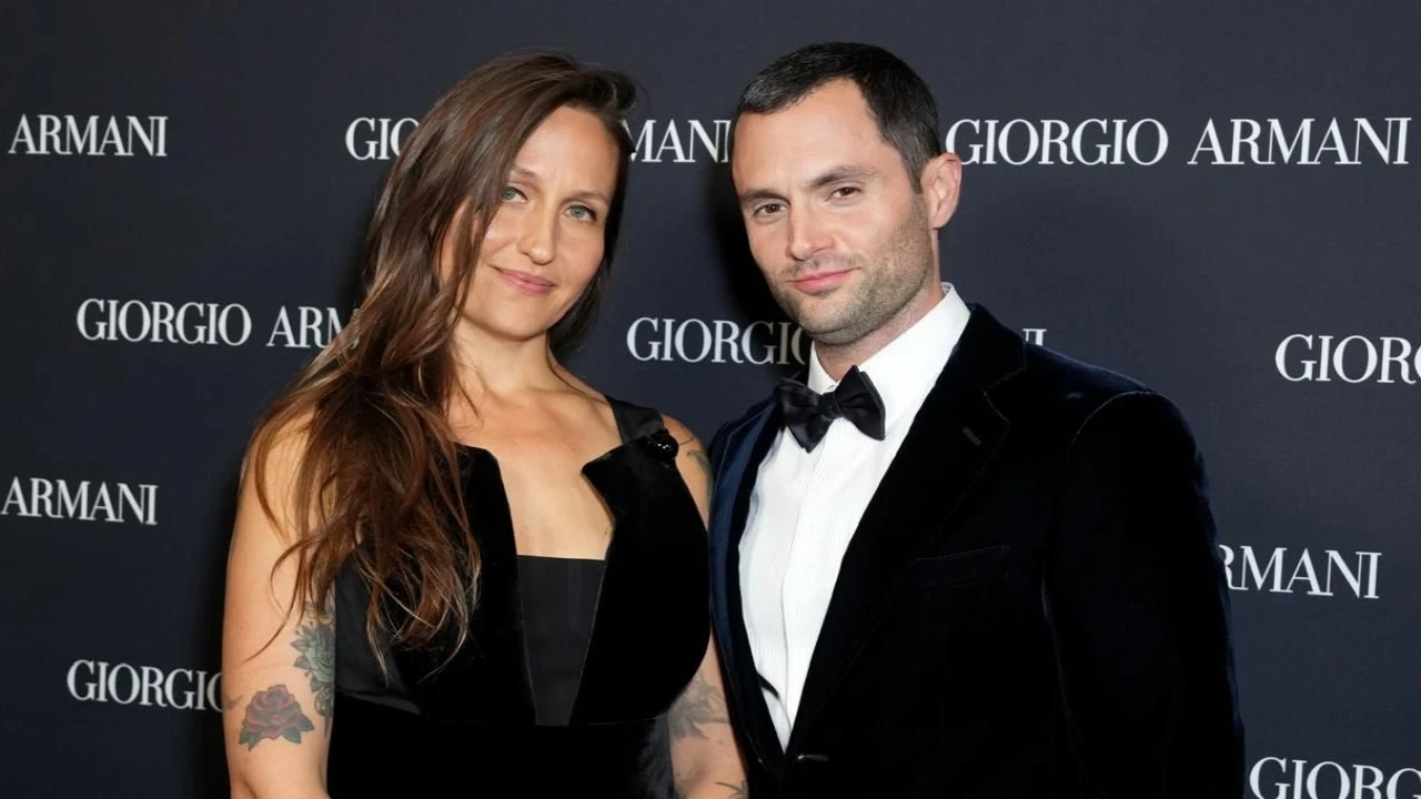 Penn Badgley and Domino Kirke (via Getty Images) (Image Courtesy: Getty Images)