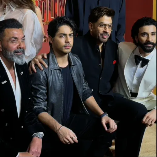 Aryan Khan and the cast of The Ba***ds of Bollywood (PC: APH)