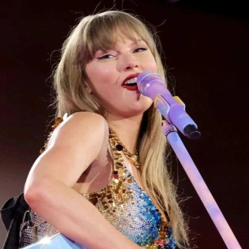 Why Isn’t Taylor Swift at the VMAs 2025? Here’s the Real Reason She Skipped the Show