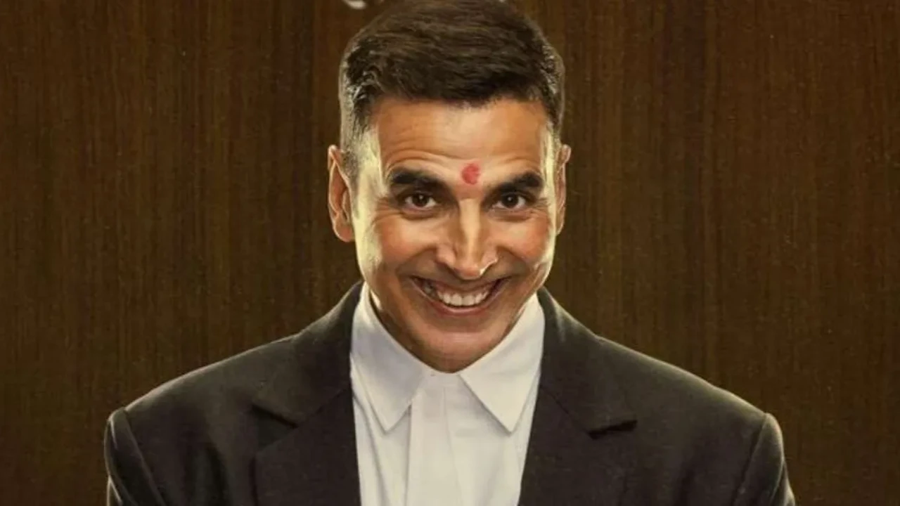 Jolly LLB 3 Advance Booking: Akshay Kumar and Arshad Warsi's film records decent pre-sales, sells 20,000 tickets in National Chains Akshay Kumar