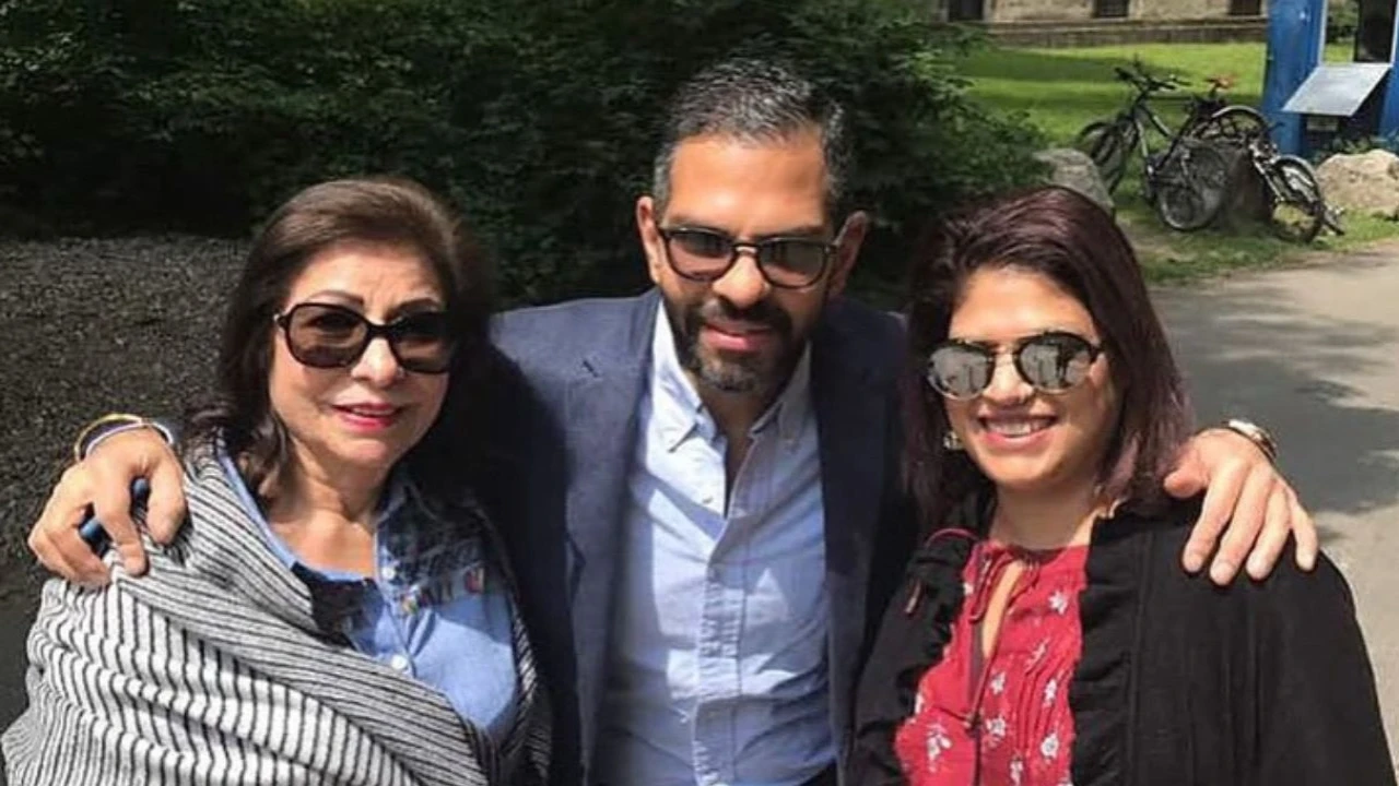 Mandhira Kapur and Sunjay Kapur (via Instagram) (Image Courtesy: Instagram)