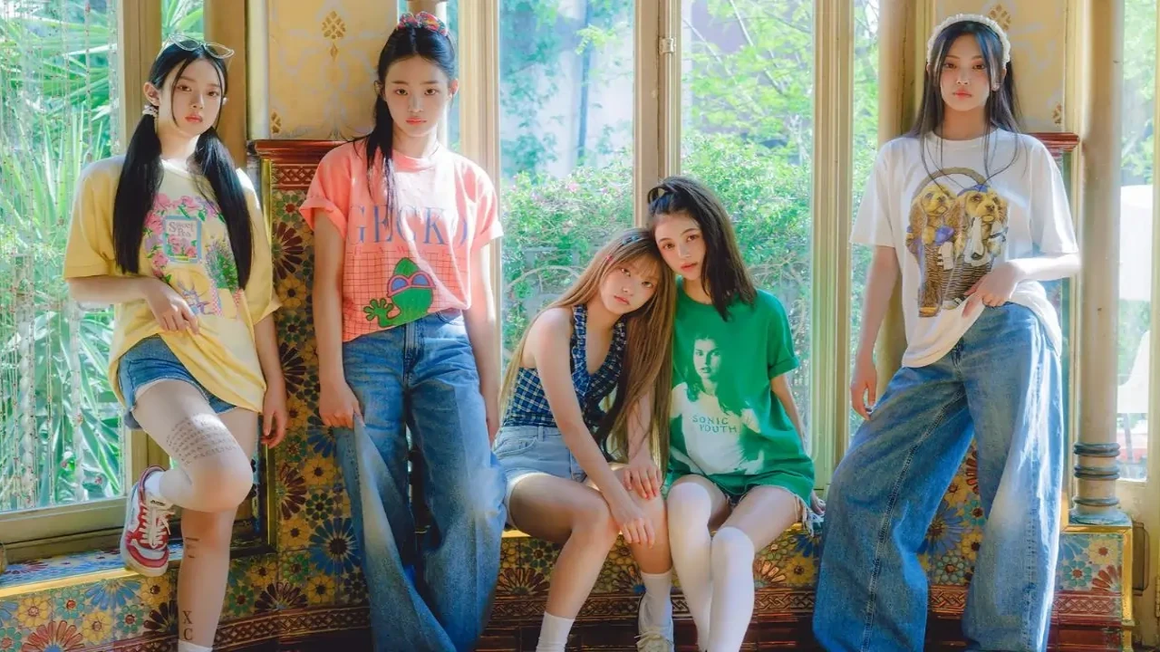 NewJeans: courtesy of ADOR