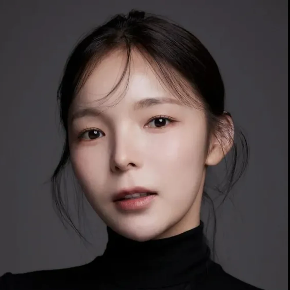Our Beloved Summer star Park Jin Joo announces November marriage to non-celebrity boyfriend Our Beloved Summer star Park Jin Joo announces November marriage to non-celebrity boyfriend