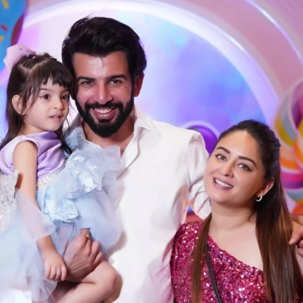 Television stars Jay Bhanushali and Mahhi Vij file for divorce after 14 years: Reports Television stars Jay Bhanushali and Mahhi Vij file for divorce after 14 years: Reports