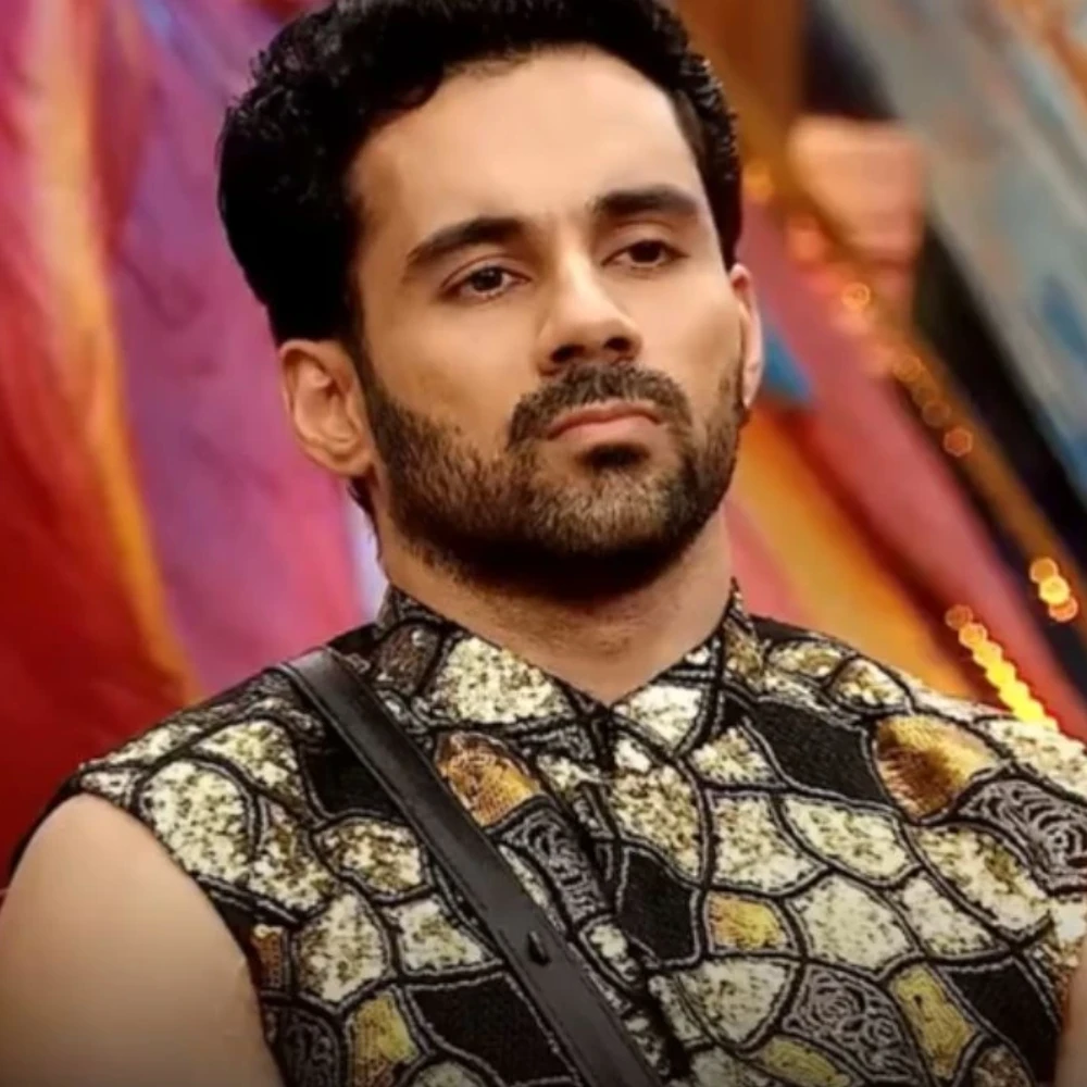 Bigg Boss 19, Oct 4 Ep Highlights: Salman Khan slams Ashnoor Kaur and Abhishek Bajaj du...