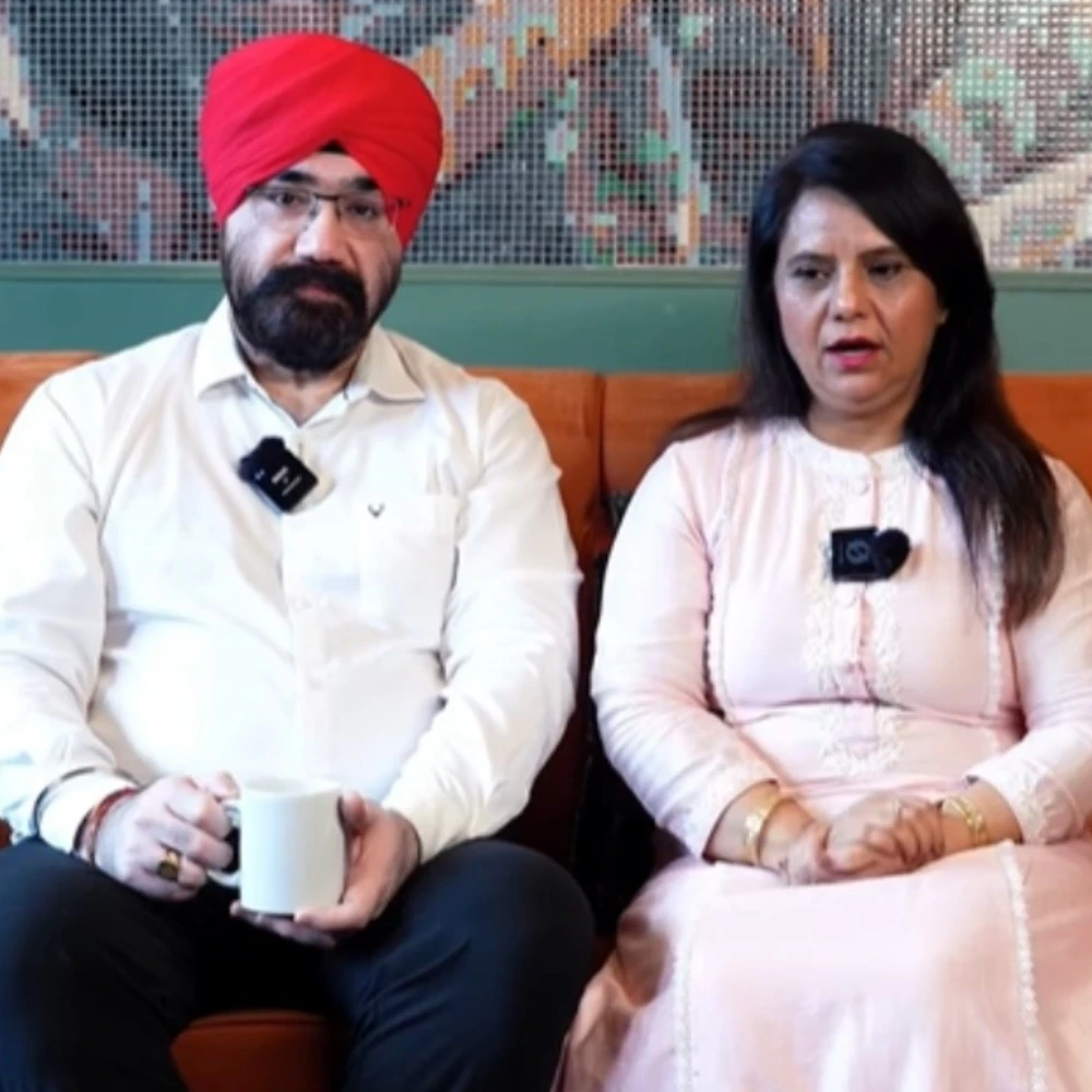 Bigg Boss 19 EXCLUSIVE: Ashnoor Kaur’s parents REACT to her linkup with Abhishek Bajaj, ‘Uska past kya hai wo hume…’ Bigg Boss 19 EXCLUSIVE: Ashnoor Kaur’s parents REACT to her linkup with Abhishek Bajaj, ‘Uska past kya hai wo hume…’
