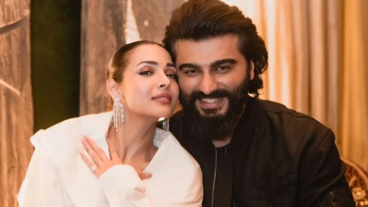 Malaika Arora and Arjun Kapoor (via Instagram) (Image Courtesy: Instagram)
