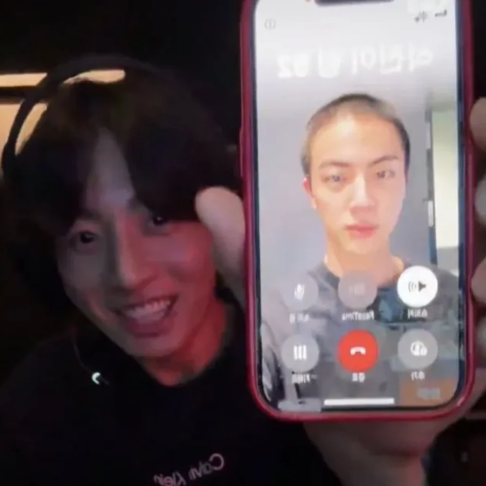 BTS’ Jungkook ‘threatens’ Weverse to start game livestreaming, shares astigmatism diagnosis on playing with ARMY and Jin BTS’ Jungkook ‘threatens’ Weverse to start game livestreaming, shares astigmatism diagnosis on playing with ARMY and Jin