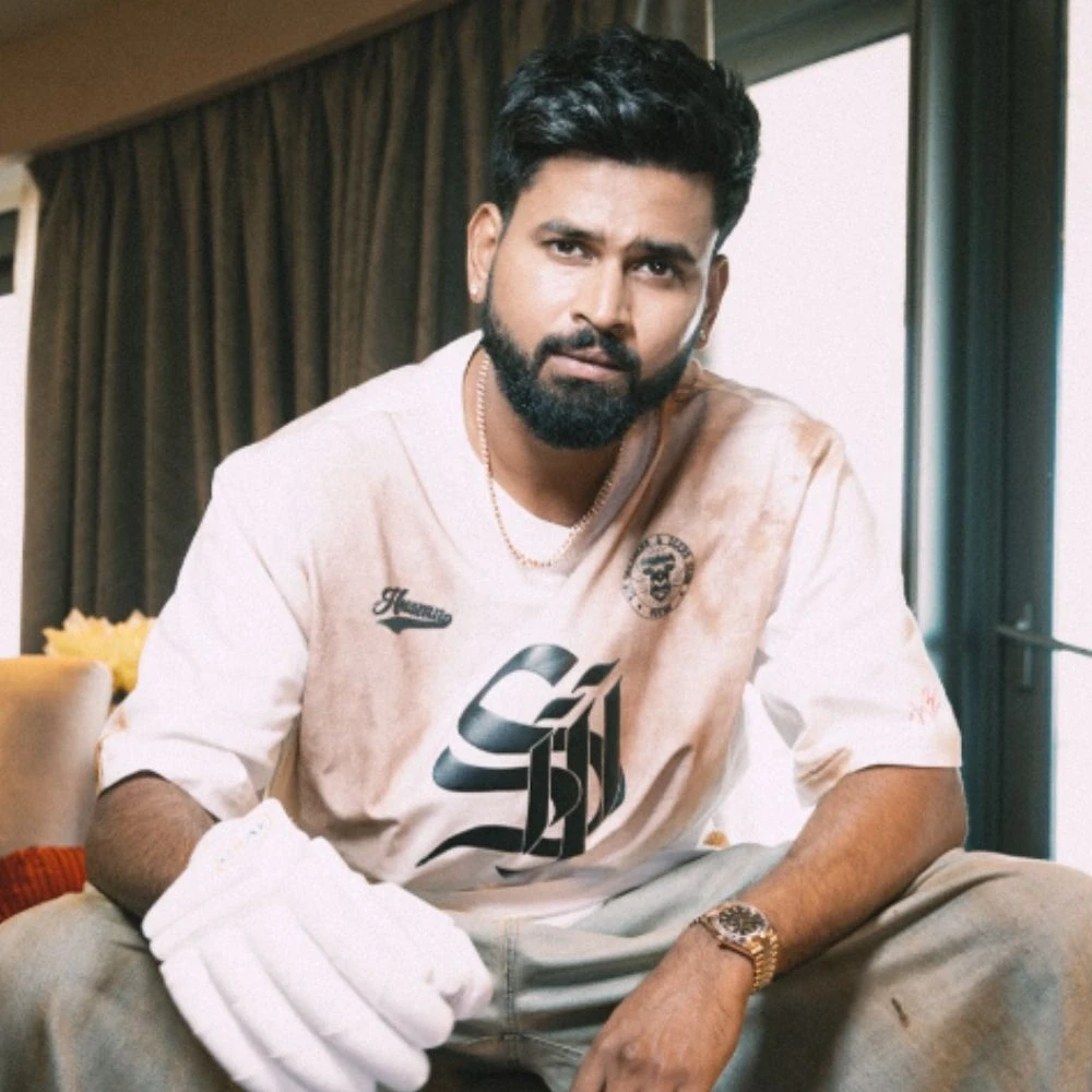 Shreyas Iyer in ICU after rib cage injury leads to lacerated spleen during 3rd ODI against Australia Shreyas Iyer in ICU after rib cage injury leads to lacerated spleen during 3rd ODI against Australia