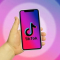 Canadian school boards file lawsuit against Snapchat, TikTok, and Meta over disrupting students' education; Deets HERE