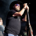 Did This Video Show That Colt Ford Was Fine Minutes Before The Concert Began? Find Out