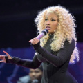 Nicki Minaj Throws Back Unknown Object Hurled At Her Onstage; Find Out What Happened