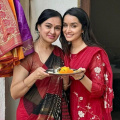 Shraddha Kapoor showers love on her ‘Pyaari Masi’ Padmini Kolhapure as she receives Lata Deenanath Mangeshkar Award