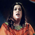 'Enough With The Jokes': Mama Cass Elliot's Daughter Debunks 'Ham Sandwich' Rumors About Singer's Cause Of Death 