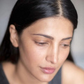 PHOTO: Saalar actor Shruti Haasan rocks a no-makeup look, flaunts freckles on her face