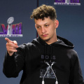  'Rashee Rice Got Bro Stress Eating': Patrick Mahomes Trolled By NFL Fans After Appearing At Chiefs Practice With Dad Bod
