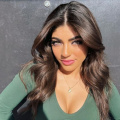 Teresa Giudice’s Daughter Milania Involved In Car Accident With Brand New Vehicle; Details Inside