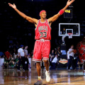Scottie Pippen Claims Famous 'Michael Jordan Bribing Bag Handler to Win Bet With Bulls Teammates' Story Is Not True
