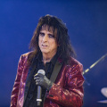 What Are The Top 10 Alice Cooper Songs? Exploring The Ultimate List Of His Evergreen Rock Anthems 