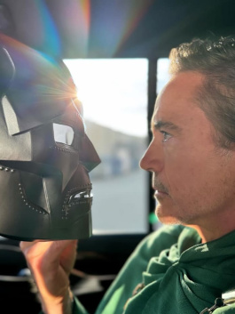 Robert Downey Jr.’s Top 10 Hits Robert Downey Jr.’s Top 10 Hits