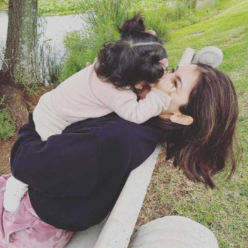 Bollywood Newswrap, June 18: Anushka Sharma-Vamika bond over drawing; Shooting for Salman Khan's Sikandar begins