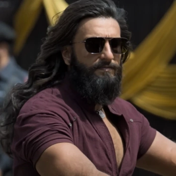 EXCLUSIVE: 'No cost-cutting', say insiders as Ranveer Singh starrer Dhurandhar crew falls sick due to local chicken contamination in Leh
