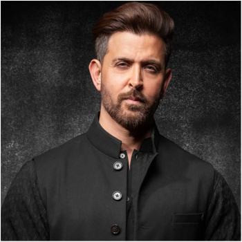 War 2: Hrithik Roshan calls working on Ayan Mukerji’s directorial ‘absolute delight’; says Jr NTR has taught him ‘so many amazing things’