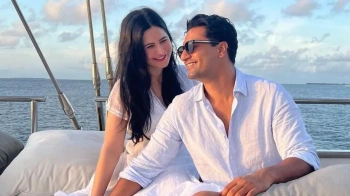 Katrina Kaif and Vicky Kaushal review Varun Dhawan-Kriti Sanon's Bhediya trailer; Here's what they said