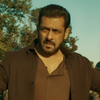 Tiger vs Pathaan: Salman Khan gives MAJOR UPDATE on upcoming biggie with Shah Rukh Khan and it's not what we were expecting