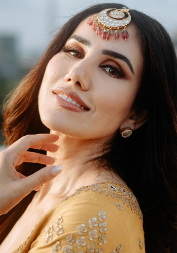 Sonnalli Seygall Poster
