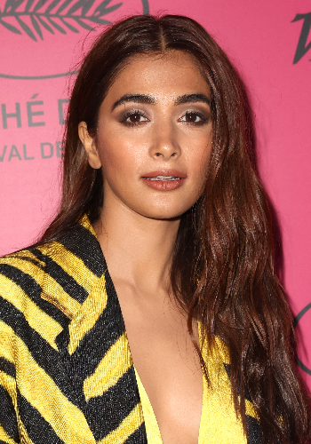 Pooja Hegde Poster