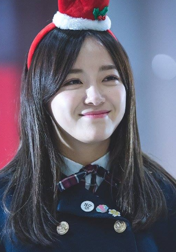 Kim Sejeong Poster