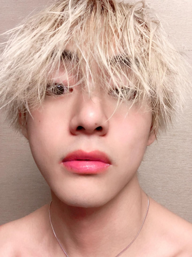 I miss Taehyung Blonde haired with a  BTS Kim Taehyung  Facebook