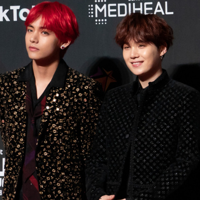 bts v pink hair color｜TikTok Search