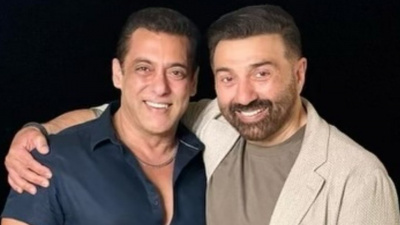 Gadar 2 actor Sunny Deol's shoutout to Salman Khan amid Tiger 3 success, says 'Jeet Gaye'