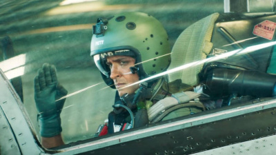 Fighter Box Office 1st Monday: Hrithik Roshan - Deepika Padukone film netts Rs 7.75 crores on day 5 in India