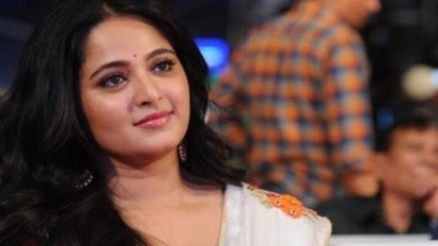 THROWBACK: When Anushka Shetty revealed she had to lose 7-8 kgs before shooting for Baahubali 2 with Prabhas