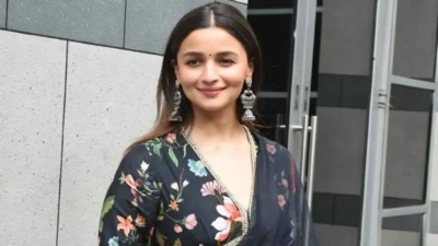 Alia Bhatt Filmography Analysis - 3 Superhits and 5 Hits make her a dependable box office force