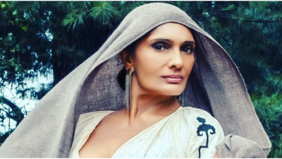 Anu Aggarwal recalls Amitabh Bachchan offered to drop her home once; reflects on life post Aashiqui success
