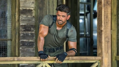EXCLUSIVE: After Fighter, Hrithik Roshan to return as Kabir in War 2 next; Shoot begins by year end