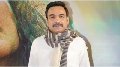 CCTV footage of Pankaj Tripathi's brother-in-law and sister's car crash accident surfaces