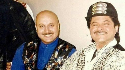 PICS: Anil Kapoor pens touching note for Anupam Kher on birthday; wishes him success for his comeback as director