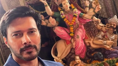 EXCLUSIVE: Sanjog actor Rajniesh Duggall sheds light on his Navratri plans with his daughter 