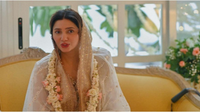 Did Mahira Khan deny her second pregnancy and rumors of exit from Netflix's show? Statement goes VIRAL