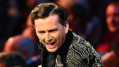  Did David Tennant Bring Michael Sheen's Dog to BAFTA 2024 Stage? DEETS Inside