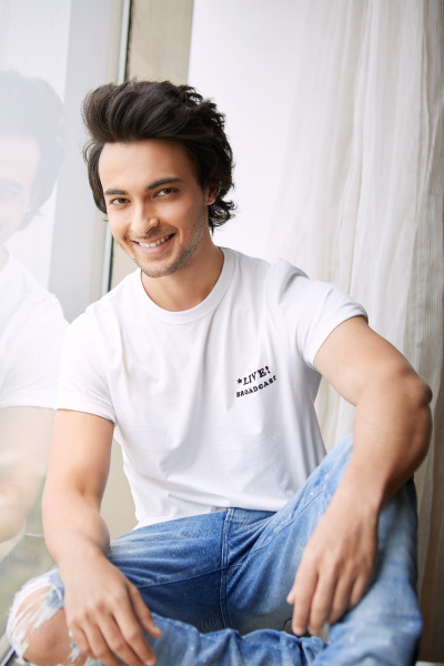EXCLUSIVE: Loveratri's Aayush Sharma- I hope and wish that I was a star kid BUT I am not