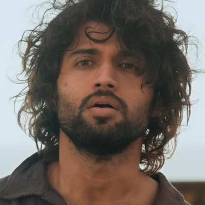 Liger (Hindi) Monday Box Office: Vijay Deverakonda and Ananya Panday starrer crashes; Adds Rs. 1.25 cr